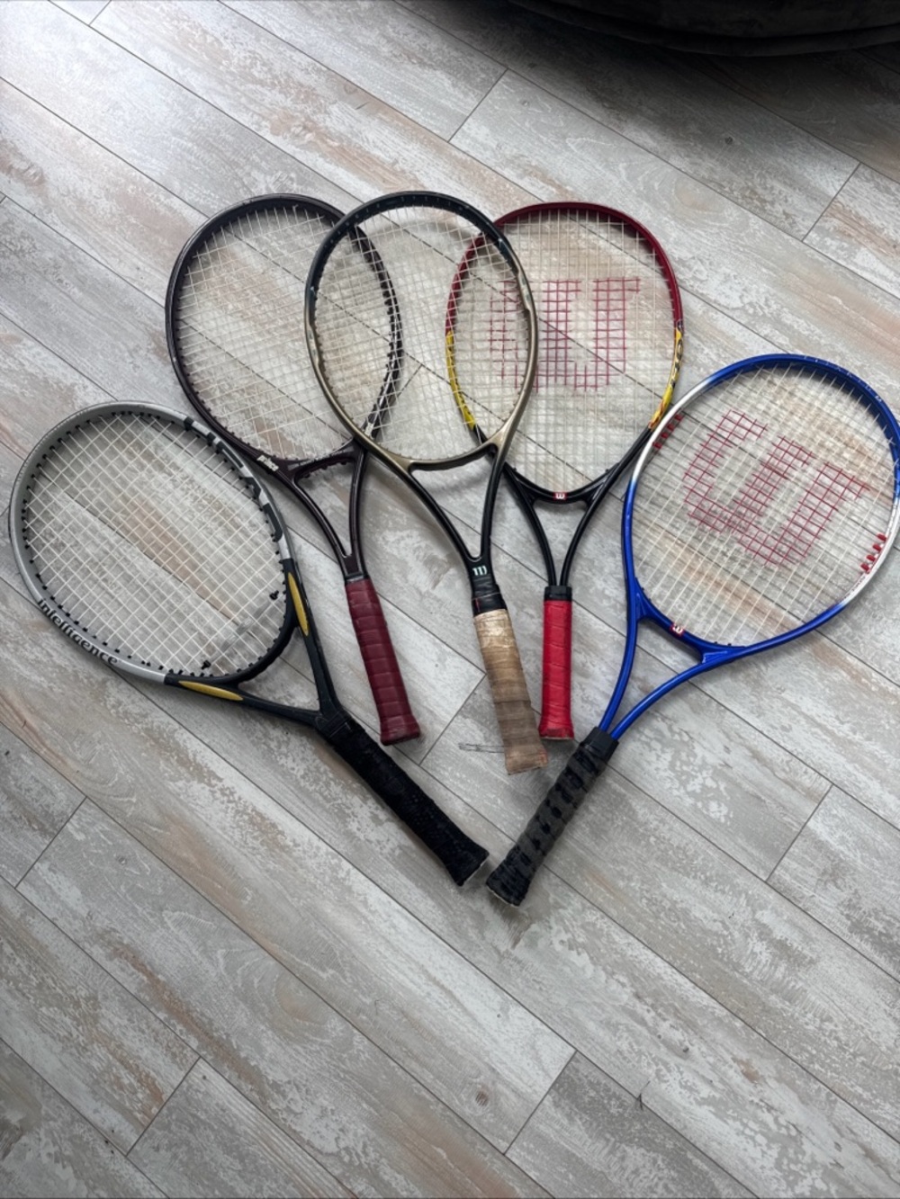 Lot Of 5 Tennis Rackets From Early 2000s Wilson Head, Prince